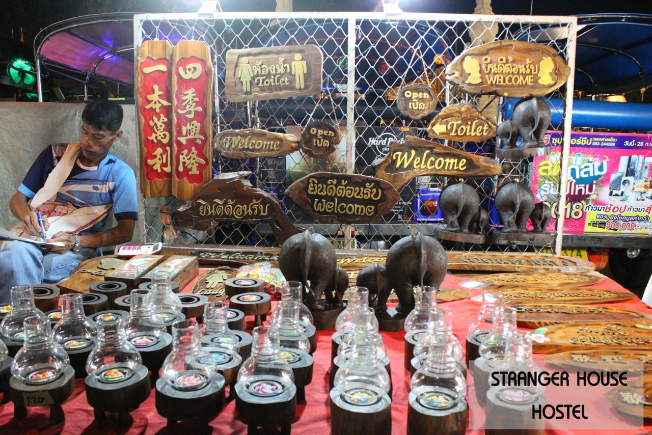 Stranger House Vandrehjem Chiang Mai Eksteriør billede