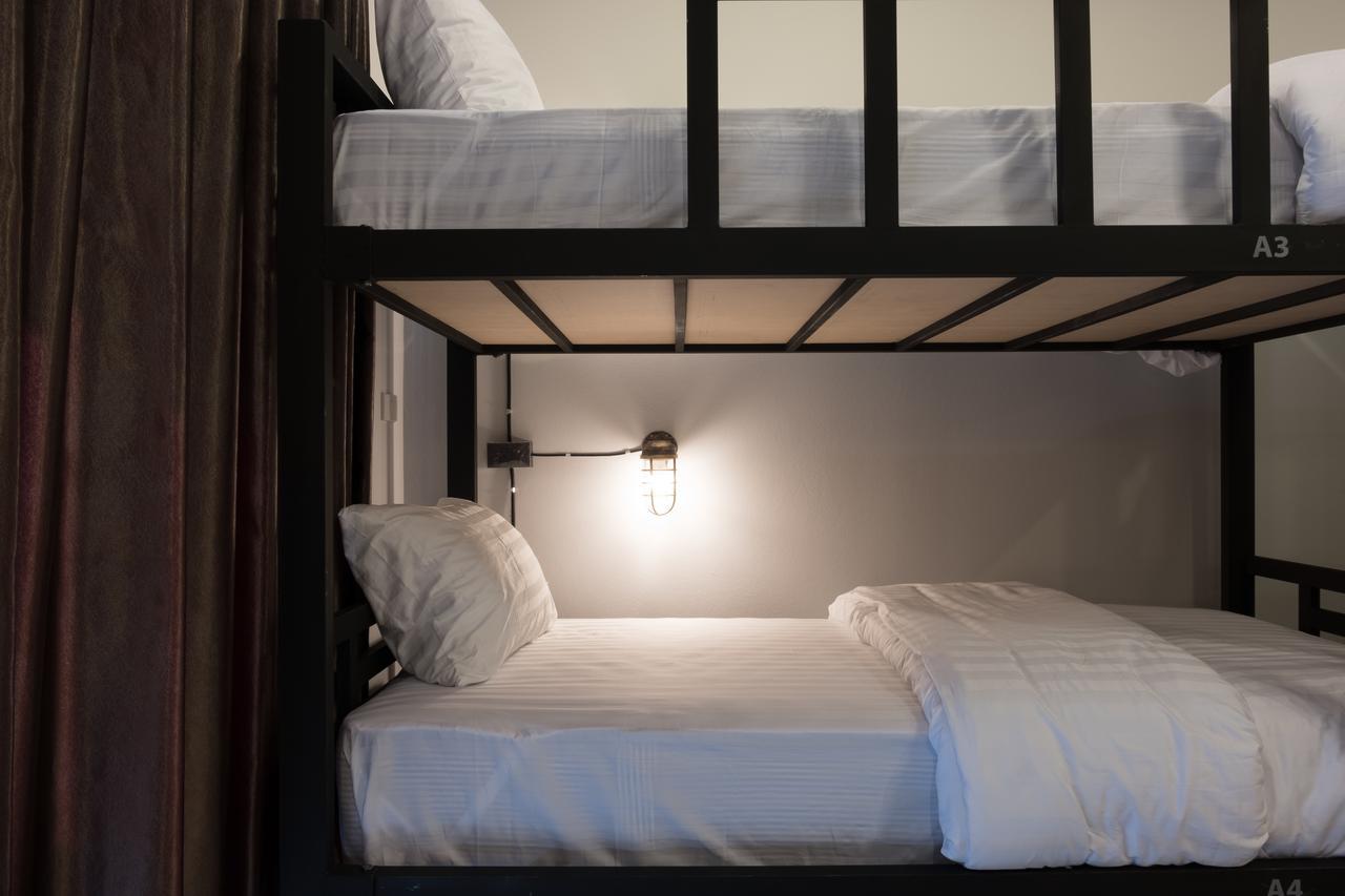 Stranger House Vandrehjem Chiang Mai Eksteriør billede